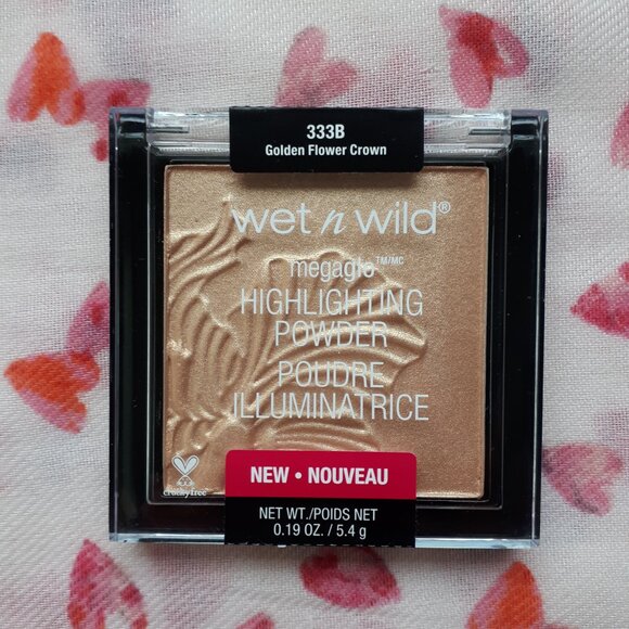 2/$15 Wet n Wild Megaglo Highlighting Powder in Golden Flower Crown - Picture 2 of 10